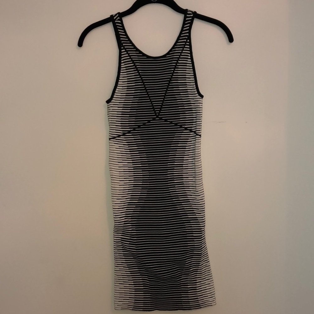 BCBG bodycon club dress